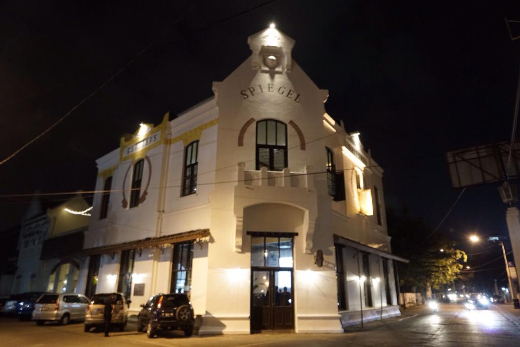 gedung spiegel semarang