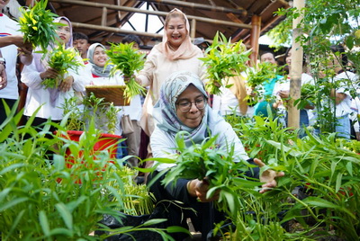 Remaja Kota Semarang Program Daulat Pangan