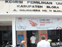 KPU Copot Sekretariat PPS di Blora Lantaran Ikut Bagikan Kaos Caleg