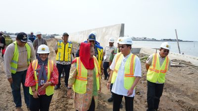 Progres Pembangunan Tanggul Laut di Semarang Capai 62 Persen