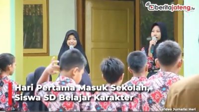 Video Masuk Sekolah Usai Libur Panjang, Siswa SD Diajak Belajar Karakter