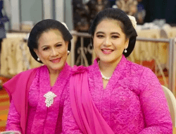 Viral Ibu Iriana Pose 2 Jari dari Mobil Kepresidenan, KPU Tegaskan Hal Ini