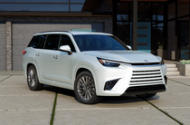 Toyota Lexus TX 2024