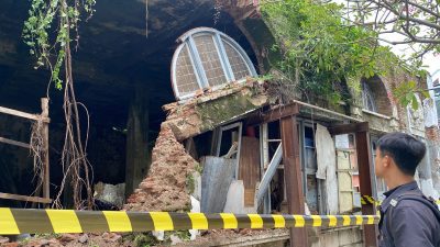 Gedung Tua di Kawasan Kota Lama Ambruk, Saksi Mata Duga Karena Hujan Deras