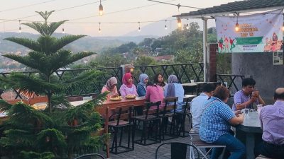 3 Rekomendasi Tempat Ngopi dengan Pemandangan City Light yang Indah, Lokasinya di Semarang!