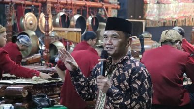 Video Ketua DPRD Jateng Sumanto Gelar Pentas Wayang di Karanganyar
