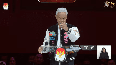 CEK FAKTA: Debat Capres Pamungkas, Ganjar Klaim Gaji Guru Honorer Jateng UMP Plus 10%, Benar Demikian?