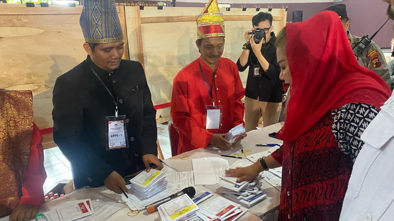 TPS Pemkot Semarang Terunik