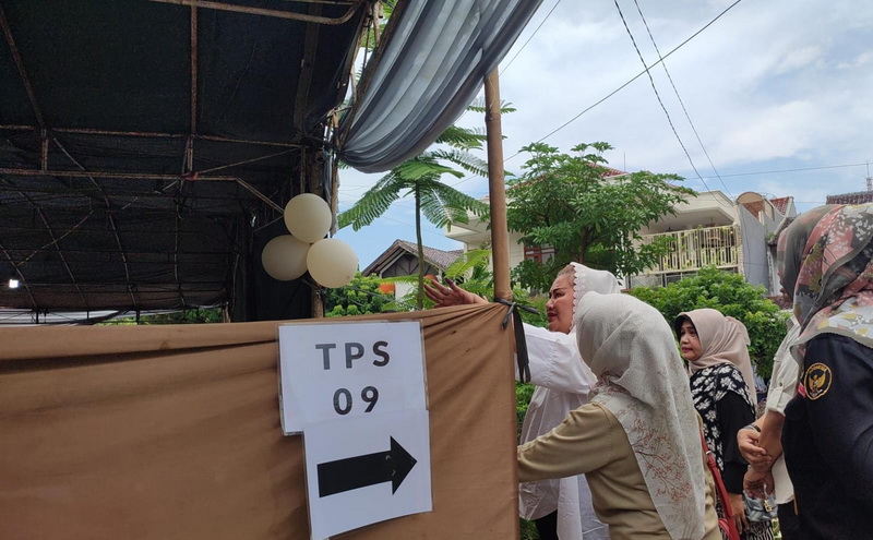12 TPS Terdampak Akibat Hujan Lebat Guyur Semarang, Ada Genangan Hingga Tenda Roboh