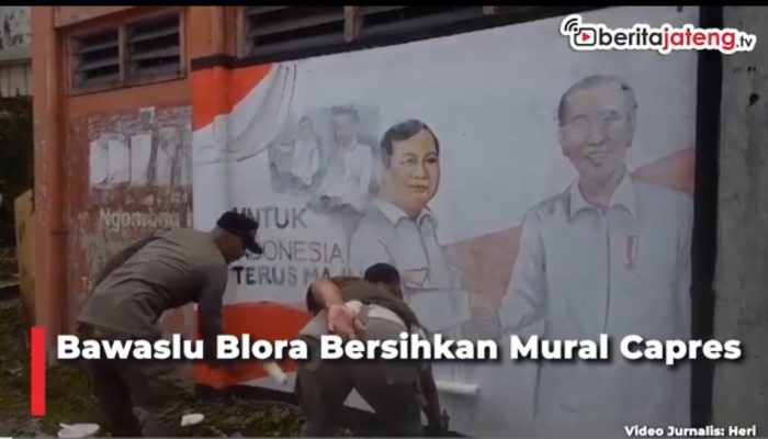 Video Bawaslu Blora Bersihkan Mural Capres
