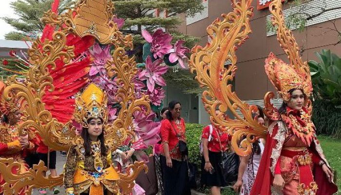 Rayakan Cap Go Meh 2024, Sekolah Karangturi Hadirkan 1.000 Naga hingga Warak Ngendog