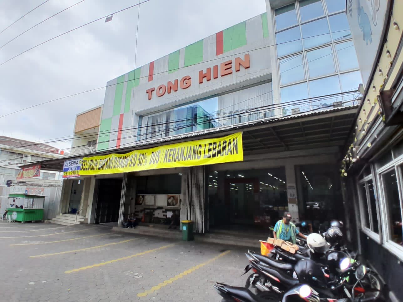 toko tong hien semarang