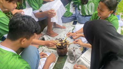Manfaatkan Limbah Organik, Ratusan Siswa SMAN 11 Semarang Membatik Flora dan Fauna Indonesia