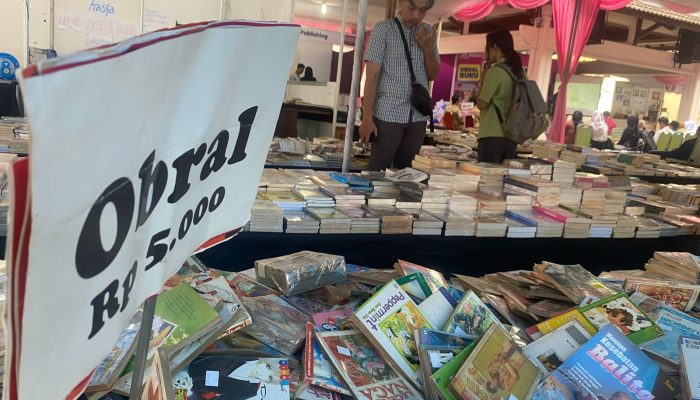 Dinas Arpus Jateng Konsisten Hadirkan 130 Buku Murah, Harga Mulai Rp5 Ribuan!
