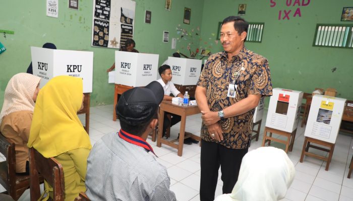 Pemilu Susulan Berlangsung Hari Ini, Pj Nana Klaim Tingginya Antusias Warga Demak Meski Terdampak Banjir