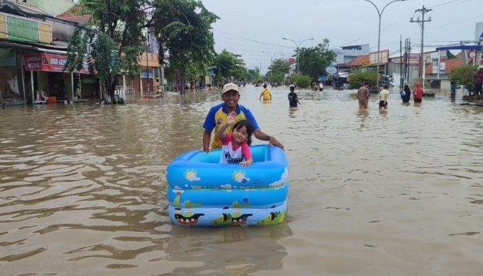 Semarang Dikepung Banjir, Ini Daftar Kecamatan Terdampak dan Alasan Warga Enggan Mengungsi