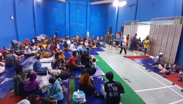 4 Hari Hujan Deras, Tanggul Sungai Dombo Sayung Jebol, Ratusan Rumah Warga Terendam Banjir