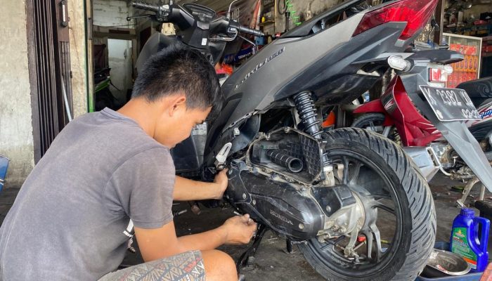 Waiting List hingga Omzet Rp2 Juta Sehari, Bengkel Motor di Semarang Ketiban Rezeki Pasca Banjir