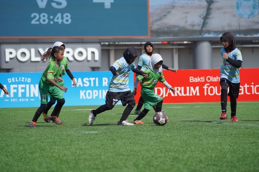 SDN Jambean 02 Pati dan SDUT Bumi Kartini Jepara Juarai MilkLife Soccer Challenge Kudus Series 1 2024