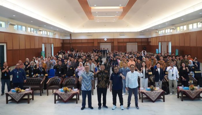 Pegadaian Beri Motivasi Mahasiswa Undip Cerdas Tangkap Peluang Emas