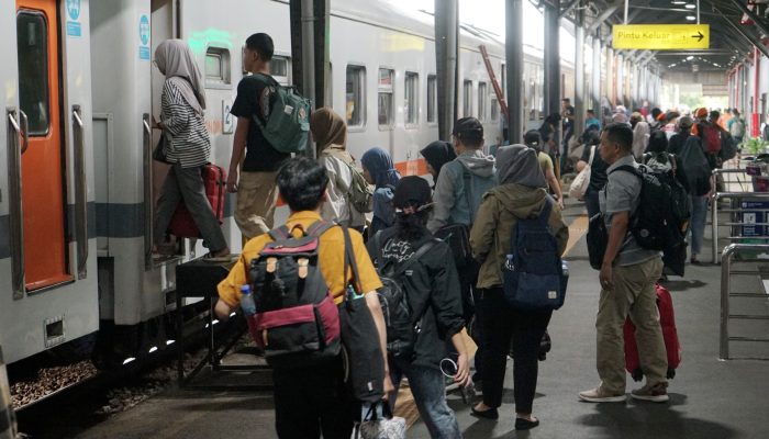 Libur Nyepi dan Awal Puasa, Daop 4 Siapkan 81 Ribu Tempat Duduk Kereta Api
