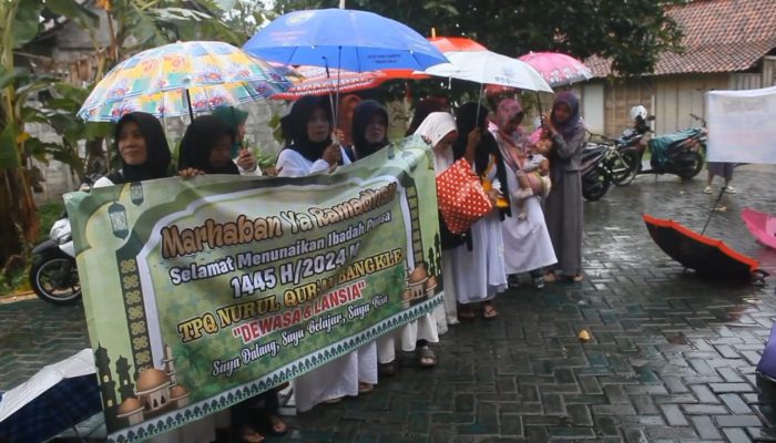 Sambut Bulan Suci Ramadhan 2024, Ratusan Santri di Blora Ikuti Pawai Ta’aruf