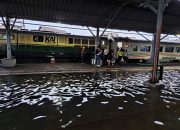 KAI Daop 4 Alihkan Pelayanan Penumpang di Stasiun Semarang Poncol Akibat Banjir