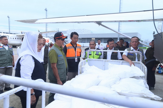 Rekayasa Cuaca TMC di Semarang, Gunakan 1 Ton Bahan Semai Ditebar dari Pesawat