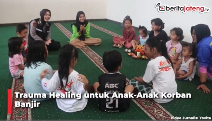 Video Trauma Healing untuk Anak-Anak Korban Banjir