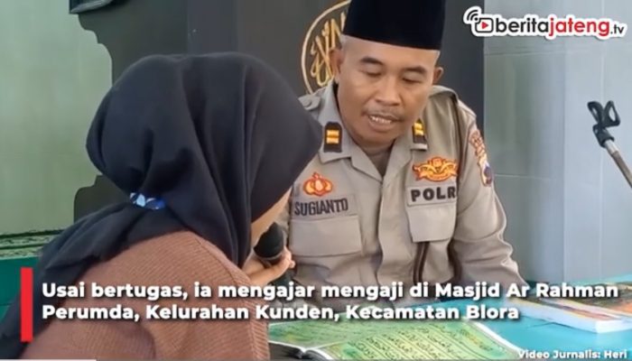 Video Polisi di Blora Mengajar Ngaji Anak-Anak di Bulan Ramadhan