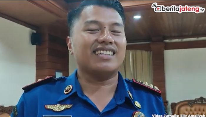 Video Baliho Ade Bhakti Isih Kuat Bertebaran? Maju Pilwakot Semarang