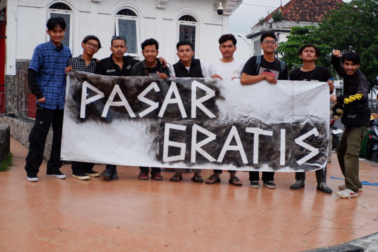 Pasar Gratis