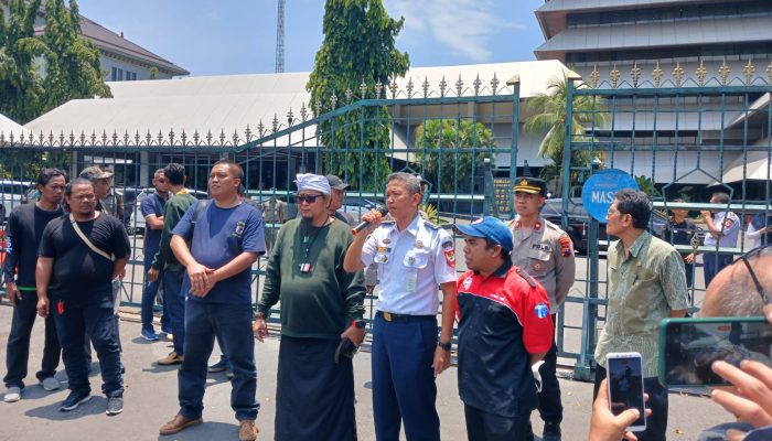 Kembali Unjuk Rasa, Driver Online Ancam Aplikator Angkat Kaki dari Jateng Jika Tak Taati SK Gubernur