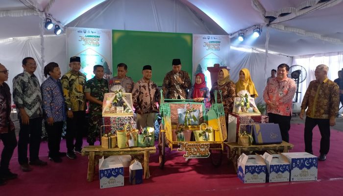 Jelang Ramadhan, PT Semen Gresik Luncurkan Hampers Berkah, Dorong UMKM Maju