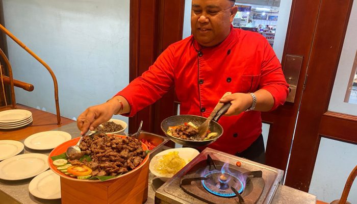 Simple Buat Buka Puasa! Ini Resep Sapi Lada Hitam ala Chef Senior Hotel Grand Arkenso Semarang