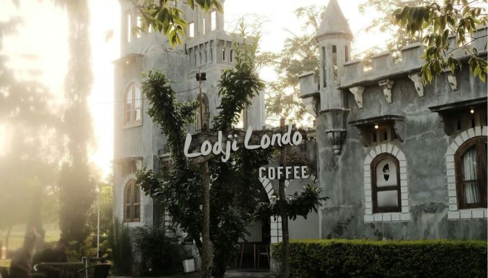 Lodji Londo Coffe Semarang, Tempat Ngopi dengan Vibes Harry Potter