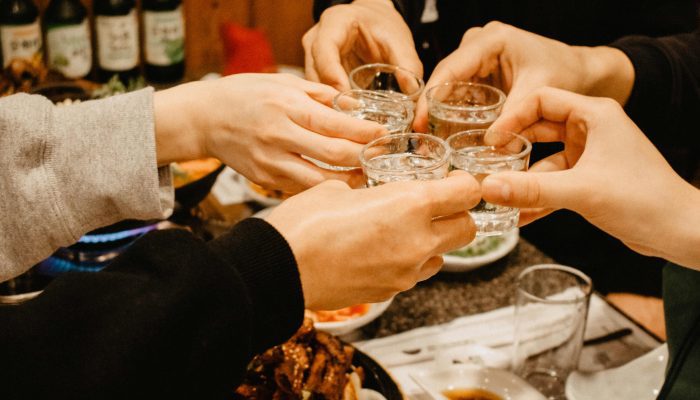 Demam Korean Hallyu, Bolehkah Umat Muslim Minum Soju Halal? Ini Kata Habib Ja’far