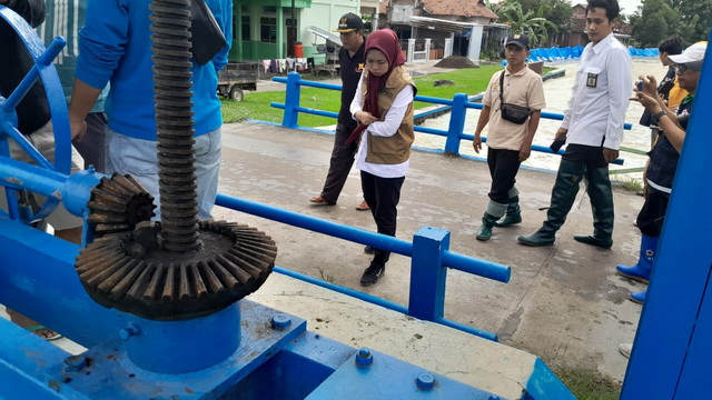 tanggul demak