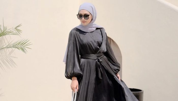 Lakukan Tips Ini Agar Baju Shimmer Lebaran Awet, Jangan Jemur Langsung di Bawah Sinar Matahari!