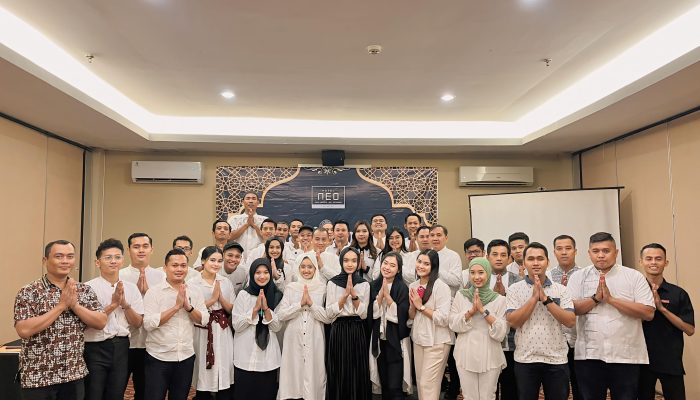 Mempererat Tali Silaturahmi, Hotel NEO Candi Simpang Lima Semarang Gelar Kegiatan Halal Bi Halal
