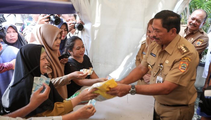 Pemprov Jateng Gencarkan Gerakan Pangan Murah, Harga Sembako Mulai Menurun