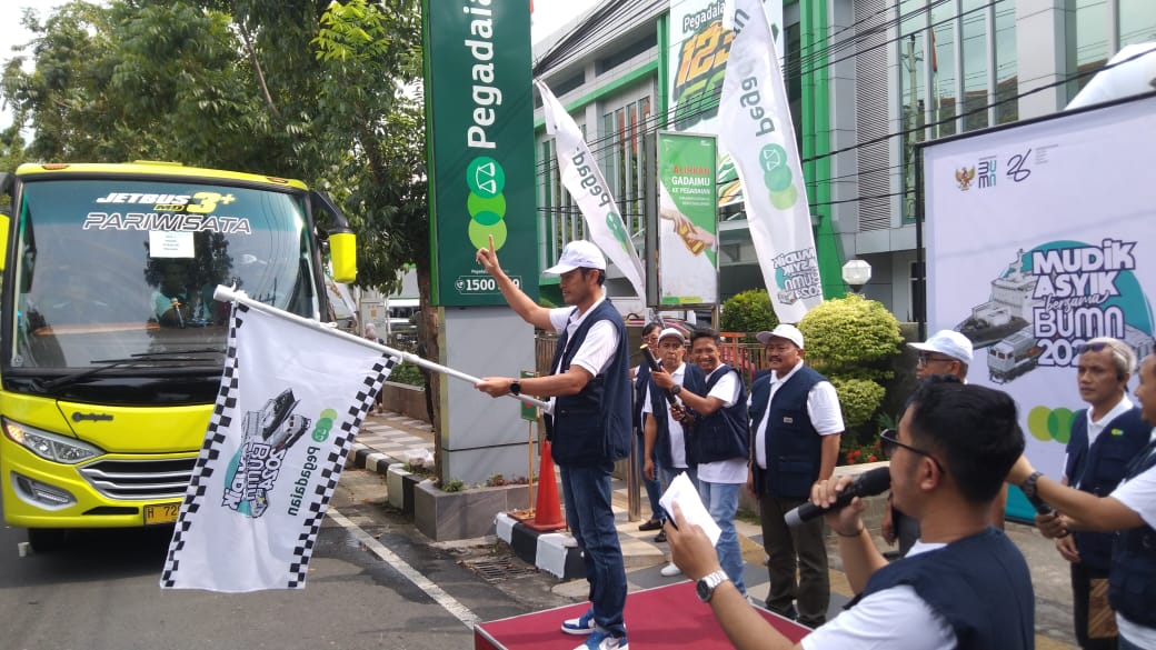 Pegadaian Kanwil Semarang Berangkatkan Rombongan Mudik Asyik 2024 ke Berbagai Daerah