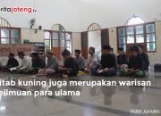 Video Mengaji Kitab Kuning Jelang Buka Puasa