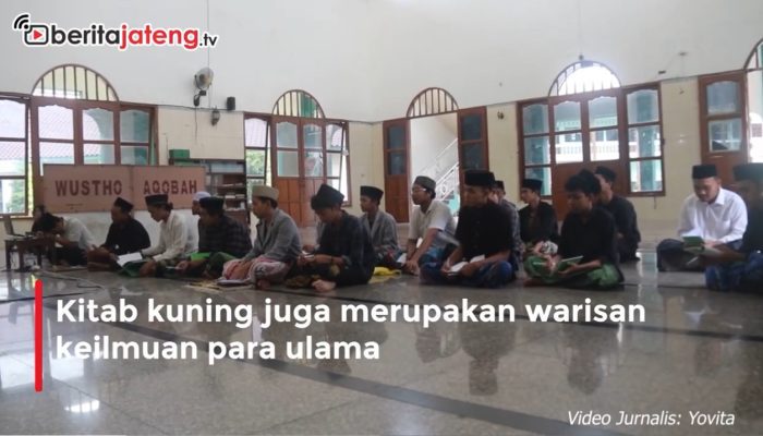 Video Mengaji Kitab Kuning Jelang Buka Puasa
