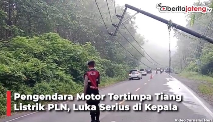 Video Pengendara Motor Tertimpa Tiang Listrik PLN, Luka Serius di Kepala