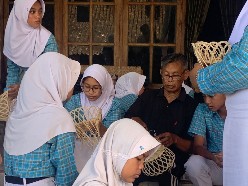 Kerajinan Rotan