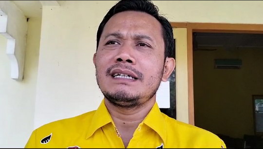penampungan minyak mentah