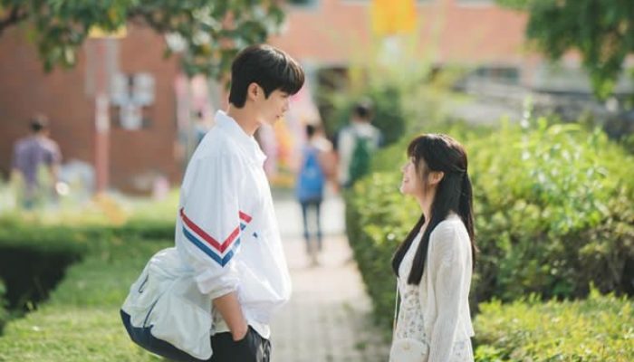Fakta Cerita Drakor Lovely Runner Episode 5 dan 6, Salah Satunya Im Sol Lumpuh bukan karena Kecelakaan!