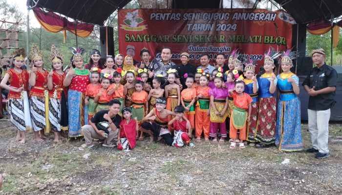 Sanggar Seni Sekar Melati Blora Meriahkan Hari Tari Dunia 2024 dengan Pentas Seni Gubug Anugerah