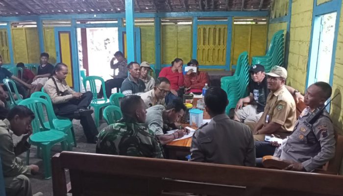 Ratusan Warga Blora Geruduk Warung Remang-Remang, Diduga Berbisnis Esek-Esek